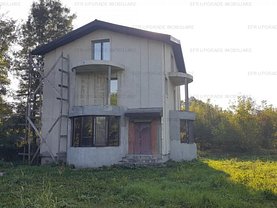 Casa de vânzare 4 camere, în Targoviste, zona Micro 8