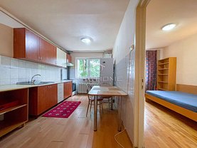Apartament de închiriat 3 camere, în Cluj-Napoca, zona Manastur