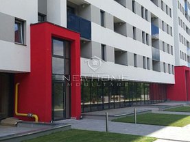 Închiriere spaţiu comercial