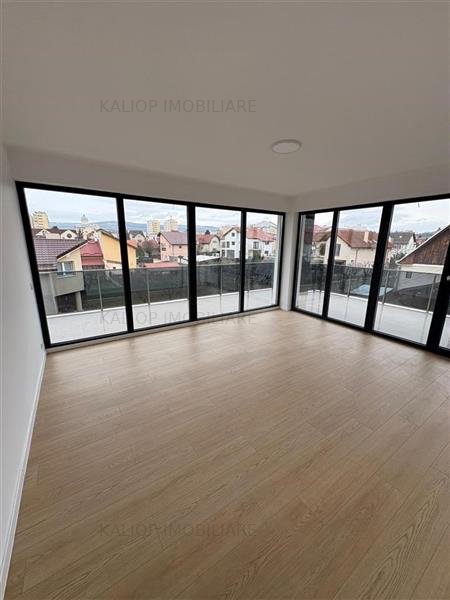 Vila exclusivista 5 camere | 212 mp | curte individuala | Gheorgheni