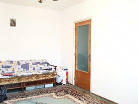 Apartament de vânzare 4 camere, în Bucuresti, zona Vacaresti