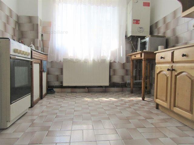 Spatios,Zona buna! Inchiriere apartament 2 camere in Targoviste - Micro4. - imaginea 6