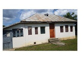 Casa de vânzare 2 camere, în Cornăţelu, zona Central