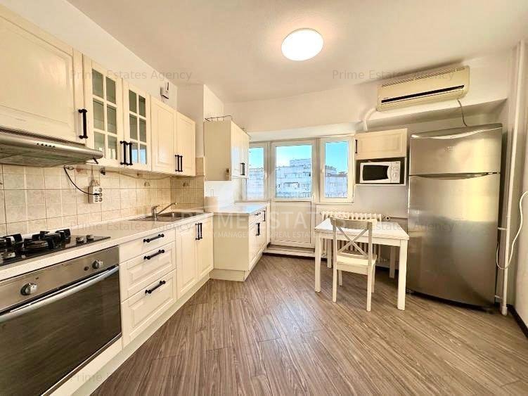 De vanzare penthouse 6 camere, Piata Alba Iulia- Decebal