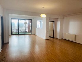 Apartament de vânzare 4 camere, în Bucureşti, zona Nordului
