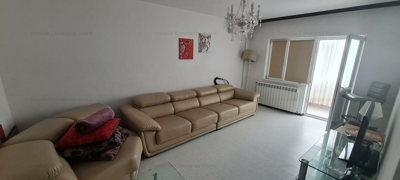 Navodari centru 3 camere mobilat utilat etajul 2/4 centrala gaze termen lung