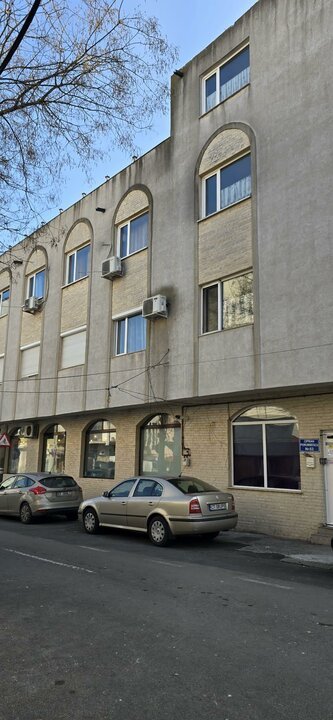 Vila -et 1,2,și 3 cu terasa