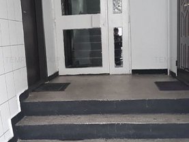 Apartament de vânzare 3 camere, în Bucuresti, zona Drumul Gazarului