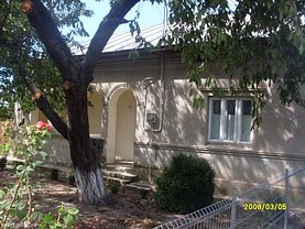 Casa de vânzare 9 camere, în Curcani