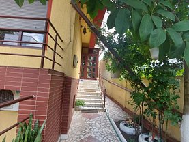 Casa de vânzare 9 camere, în Bucureşti, zona Domenii