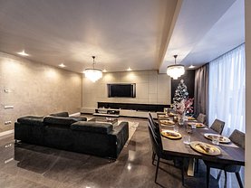 Apartament de vânzare 3 camere, în Bucureşti, zona Brâncoveanu