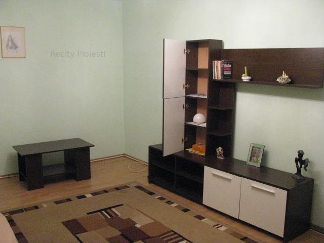 Inchiriere apartament 3 camere Republicii Ploiesti - imaginea 1