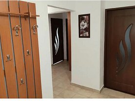 Apartament de închiriat 3 camere, în Ploieşti, zona Mărăşeşti