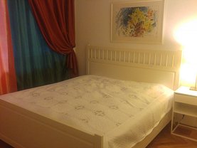 Apartament de vânzare 3 camere, în Bucureşti, zona Gara de Nord