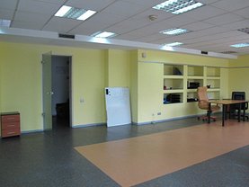 Închiriere birou