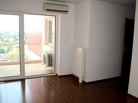 Apartament de vânzare 3 camere, în Bucureşti, zona Bucureştii Noi