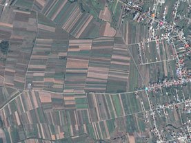 Teren agricol de vânzare în Radauti, Vest