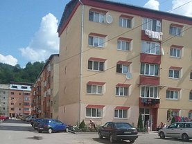 Apartament de vânzare 2 camere în Gura Humorului, Est