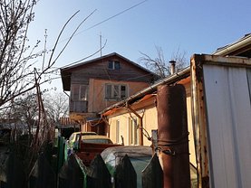 Casa 3 camere în Giurgiu, Semicentral