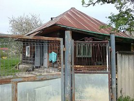 Casa 2 camere în Poienile de sub Munte