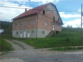 Vânzare spaţiu comercial