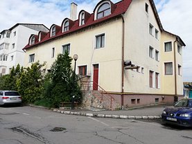 Vânzare spaţiu comercial