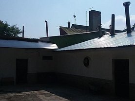 Vânzare spaţiu industrial
