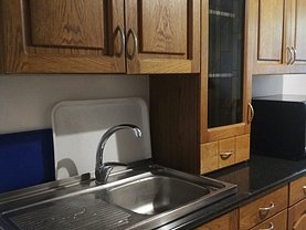 Apartament de vânzare 4 camere, în Bucuresti, zona Dristor