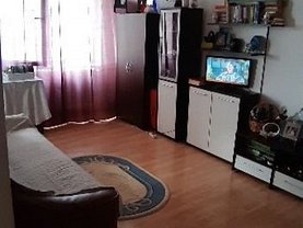 Apartament de vânzare 3 camere, în Bucuresti, zona Berceni