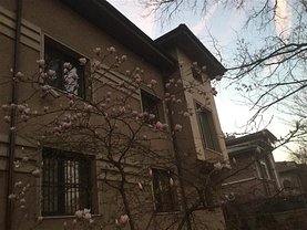 Casa de vânzare 11 camere, în Bucuresti, zona Cotroceni