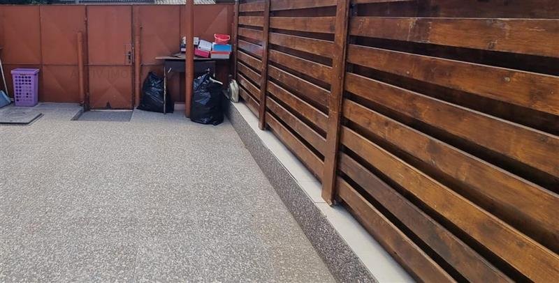 Casa caramida singur in curte zona Parc Rizer