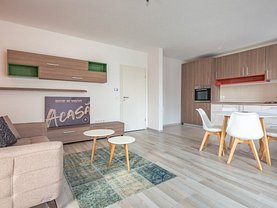 Apartament de vânzare 4 camere, în Braşov, zona 13 Decembrie