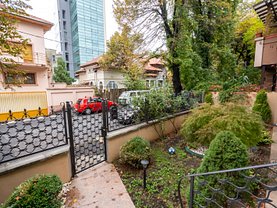 Casa de vânzare 5 camere, în Bucureşti, zona Vatra Luminoasă
