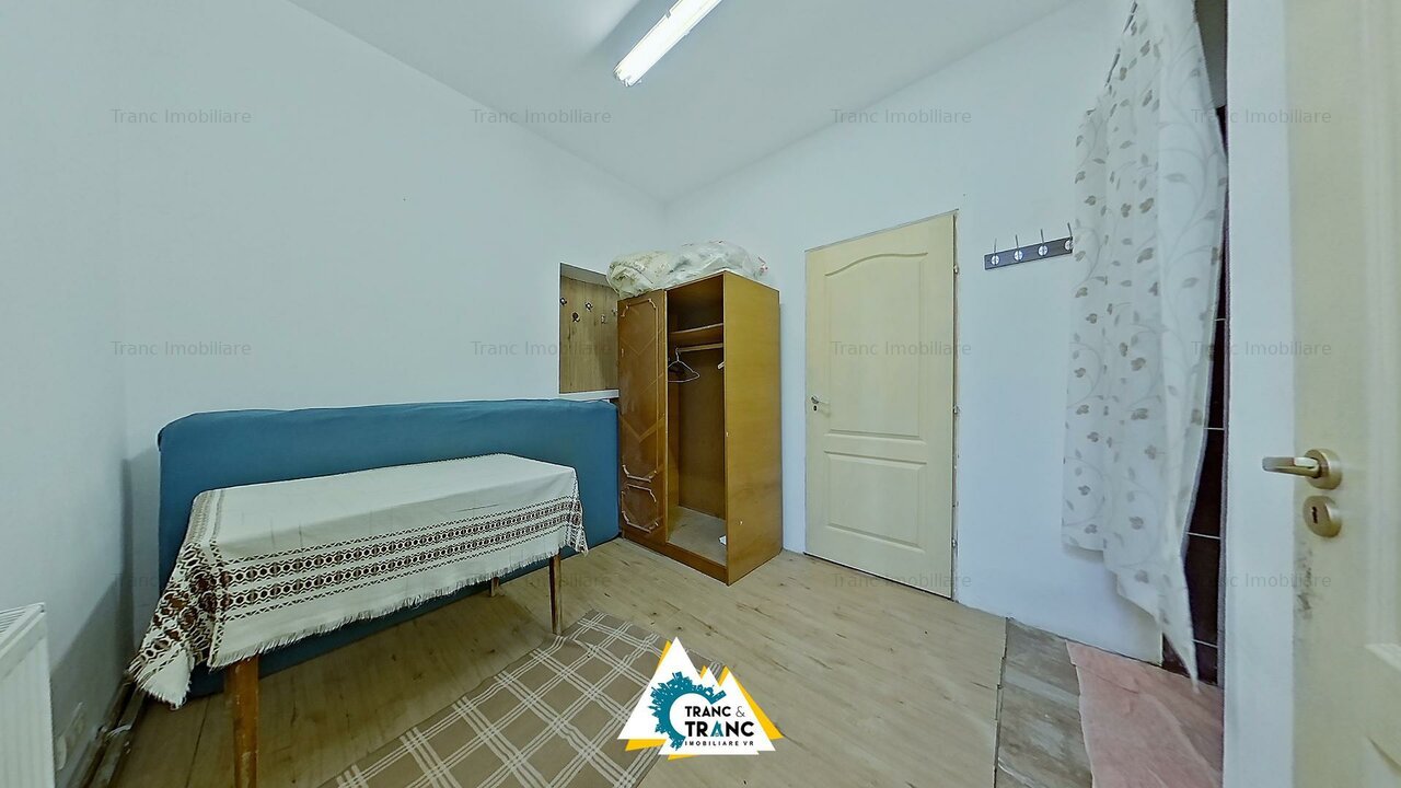 Casa cu 17 locuri de cazare pentru muncitori in Vladimirescu