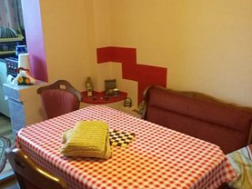 Apartament de vânzare 3 camere în Pitesti, Gavana 2