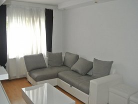 Apartament de vânzare 4 camere în Pitesti, Eremia