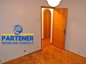 Apartament de vânzare 2 camere, în Pitesti, zona Popa Sapca