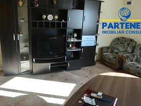 Apartament de închiriat 3 camere, în Pitesti, zona Ultracentral