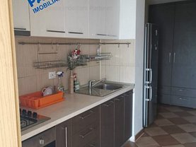 Apartament de vânzare sau de închiriat 2 camere, în Pitesti, zona Popa Sapca