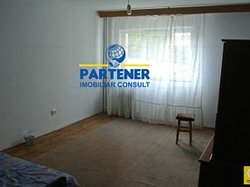 Apartament de vânzare 3 camere în Pitesti, Prundu