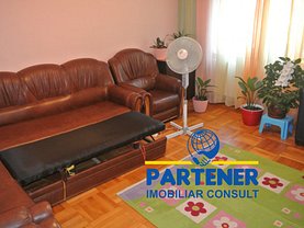 Apartament de vânzare 2 camere, în Piteşti, zona Teilor