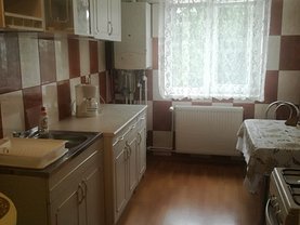 Apartament de închiriat 2 camere, în Piteşti, zona Calea Bucureşti