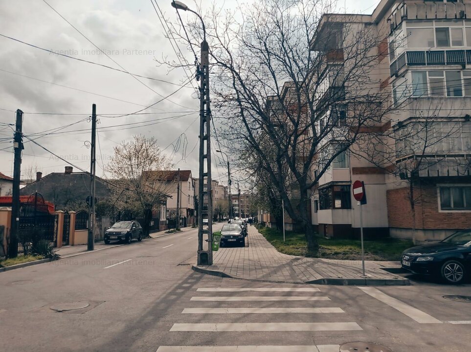 Garsoniera Exercitiu , decomandata / centrala , mobilata / utilata !