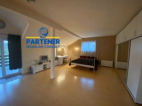 Casa de vânzare 3 camere, în Piteşti, zona Periferie