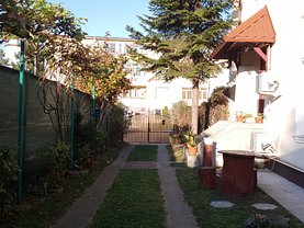 Casa de închiriat 10 camere, în Pitesti, zona Ultracentral