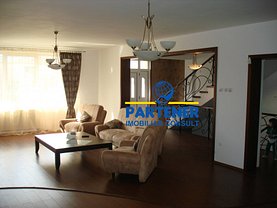 Casa de vânzare sau de închiriat 8 camere, în Piteşti, zona Craiovei