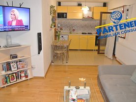 Casa de închiriat 3 camere, în Piteşti, zona Trivale
