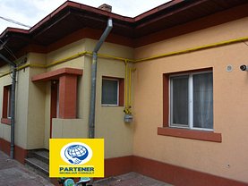 Casa de închiriat 3 camere, în Piteşti, zona Ultracentral