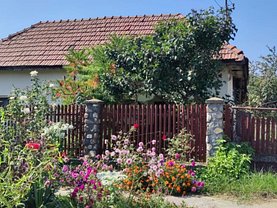 Casa de vânzare 2 camere, în Mihăeşti