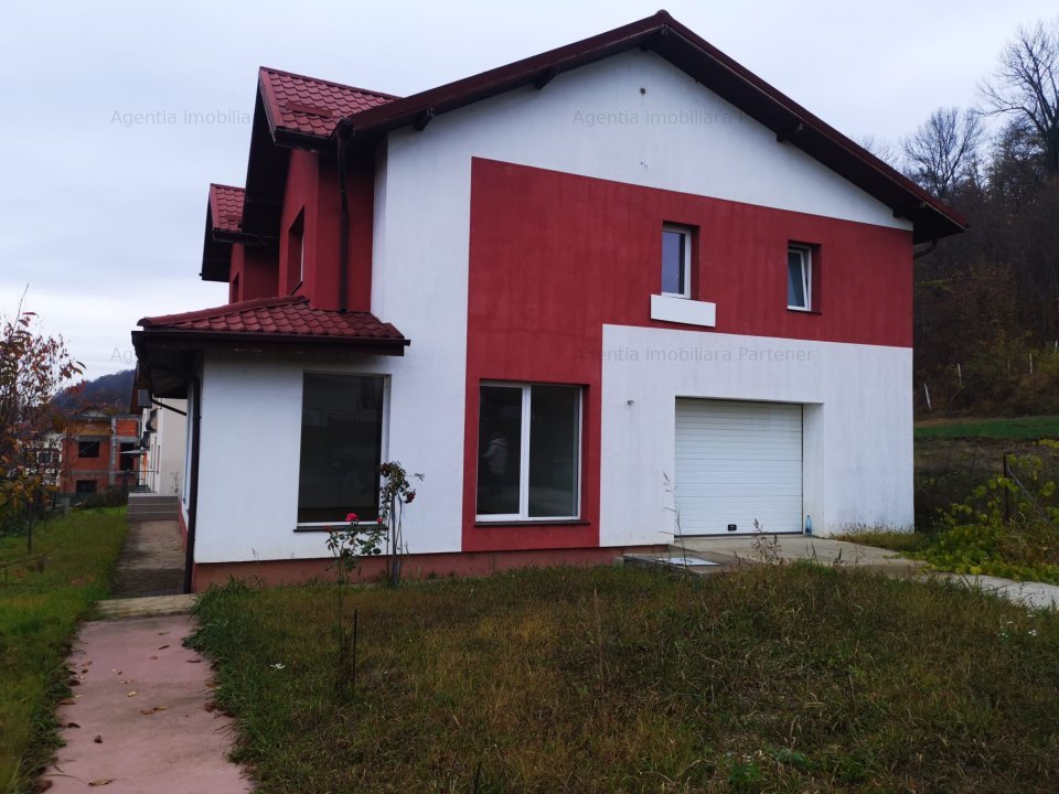 Vila P+E, Stefanesti - Cetate, teren 543 mp